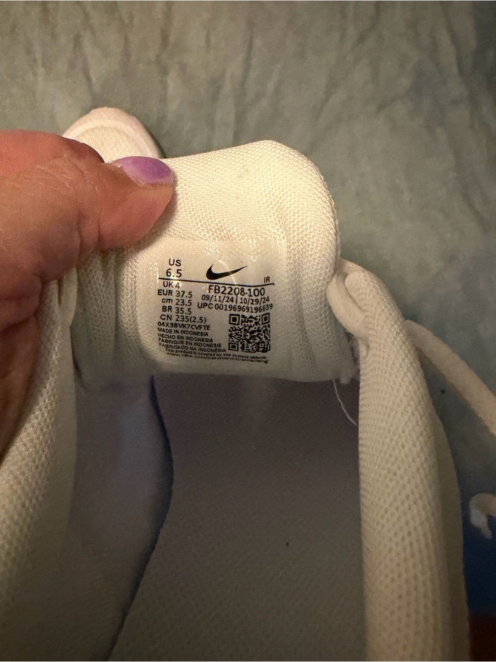 Nike Women's Revolution 7 Running Shoe - Picture 5 of 5